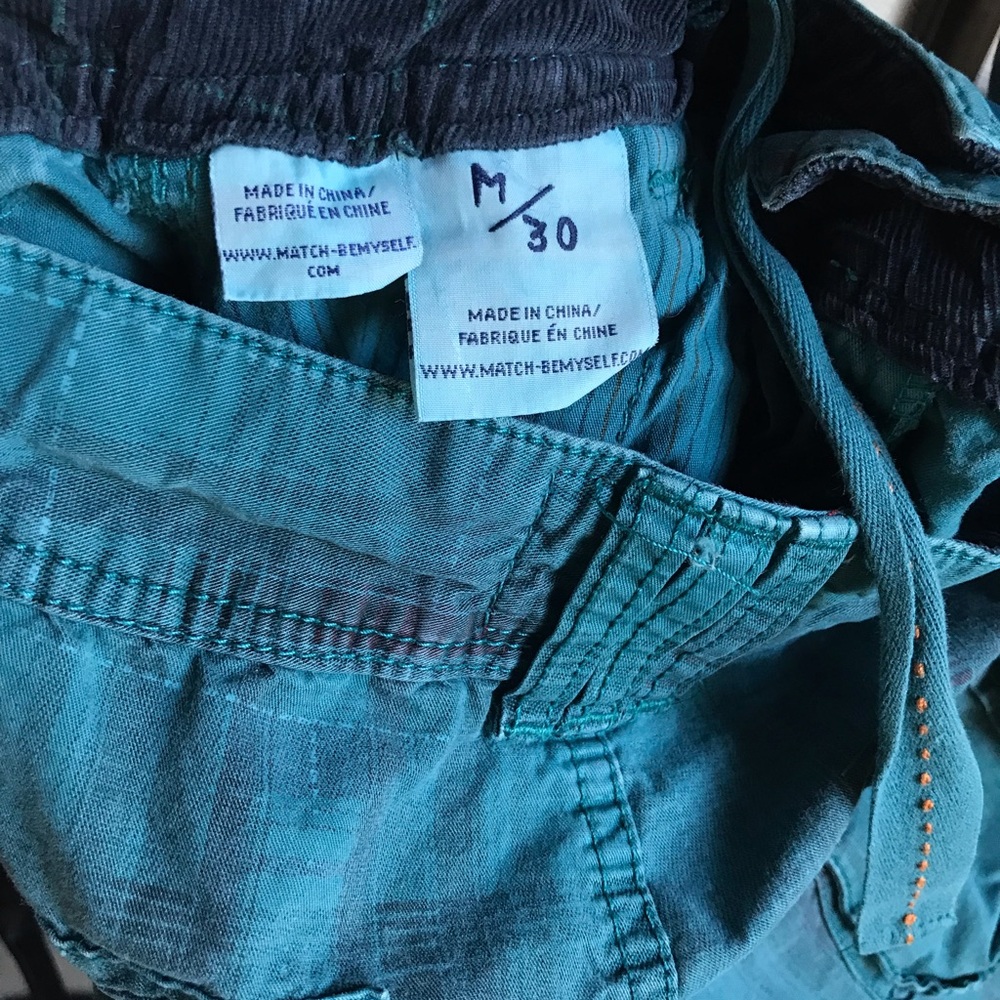 Cargo Shorts with belt - Picture 8 of 8